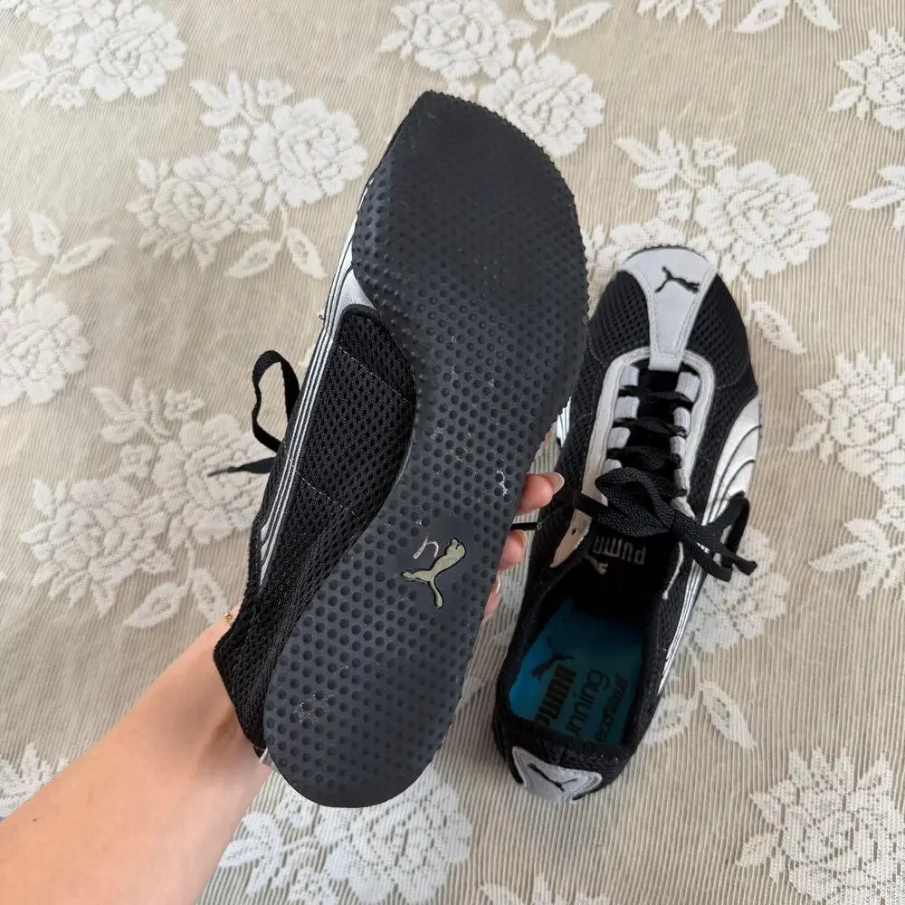 Puma Running Black & Silver Retro Sneakers Size 7.5